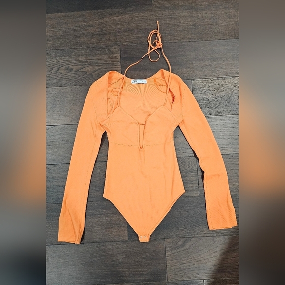 ZARA Trendy Orange Cutout Bodysuit - Picture 7 of 7
